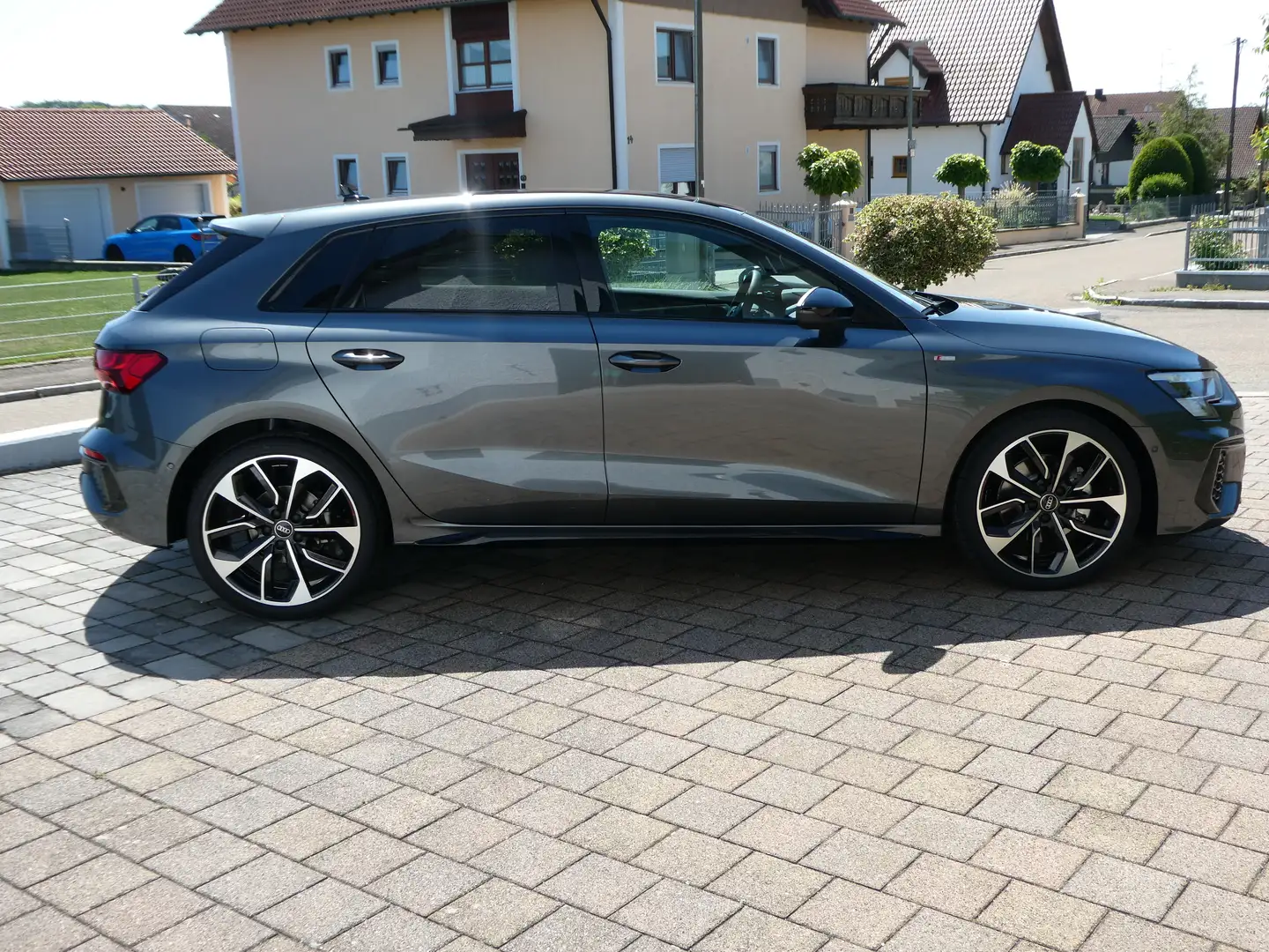 Audi A3 A3 40 TFSI Sportback quattro S tronic S line Grau - 1