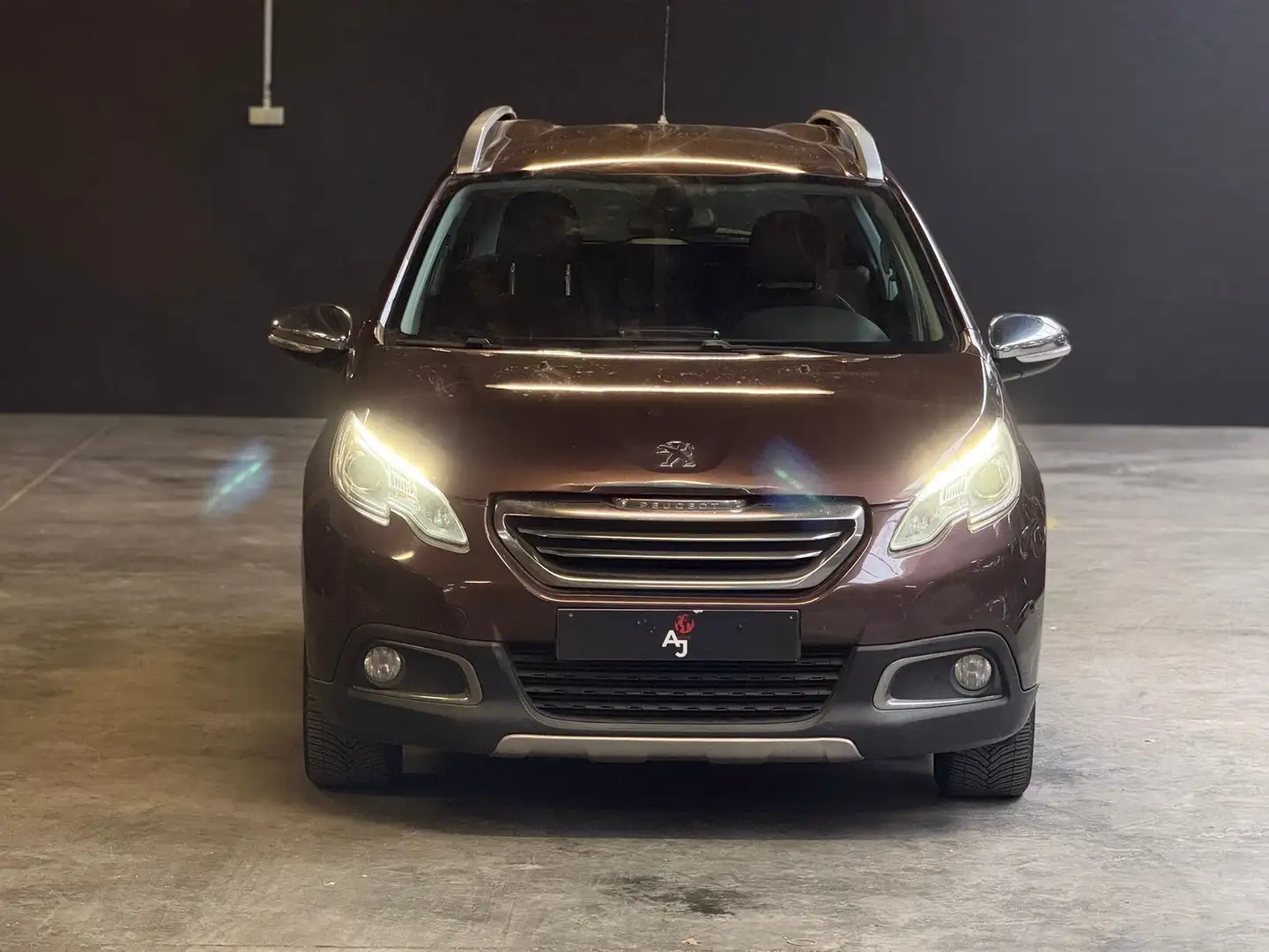 Peugeot 2008 2008 e-HDi FAP 92 STOP Brun - 2