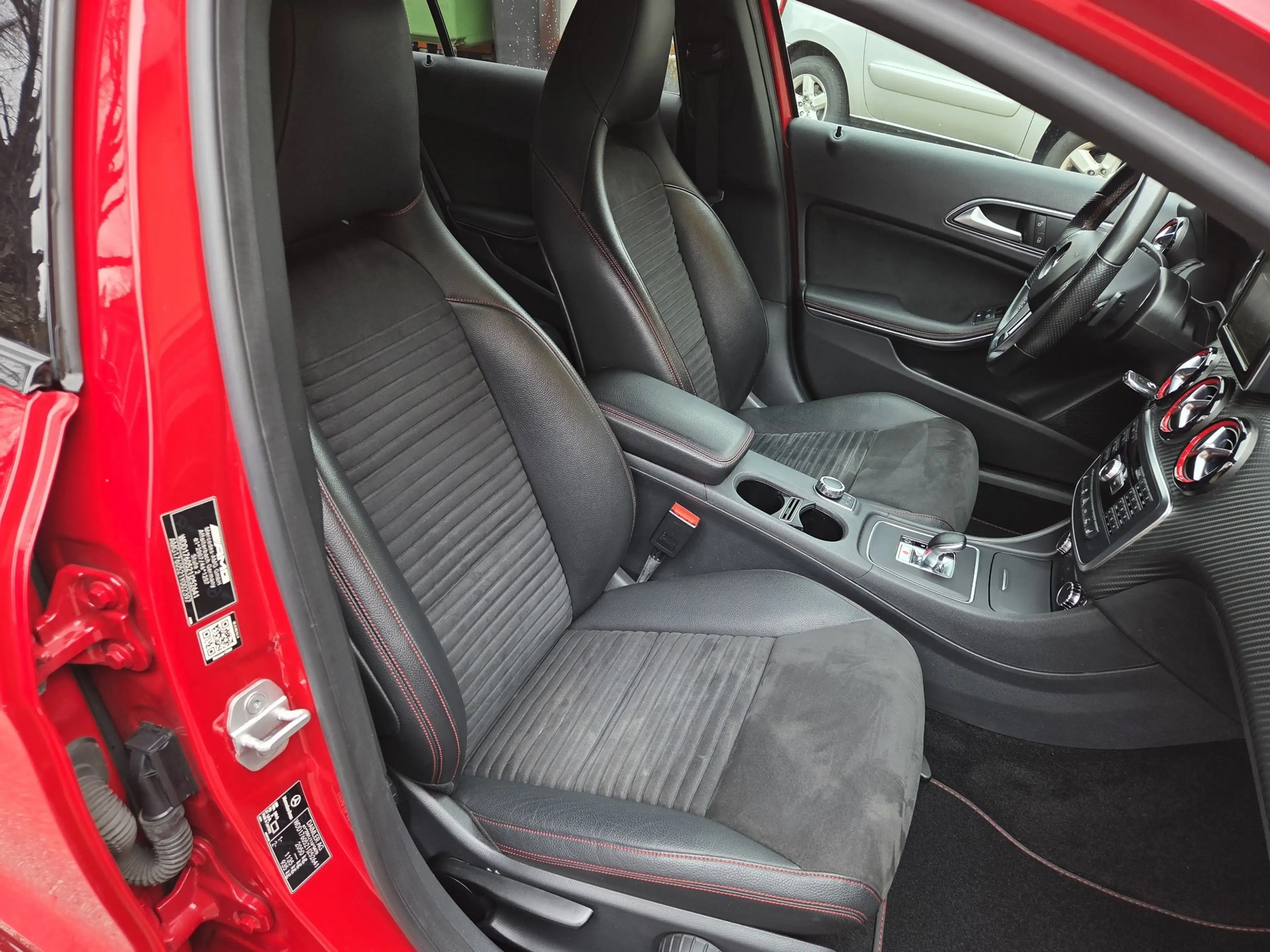Mercedes-Benz A 45 AMG A 45 AMG 4Matic (176.052) — photo 11