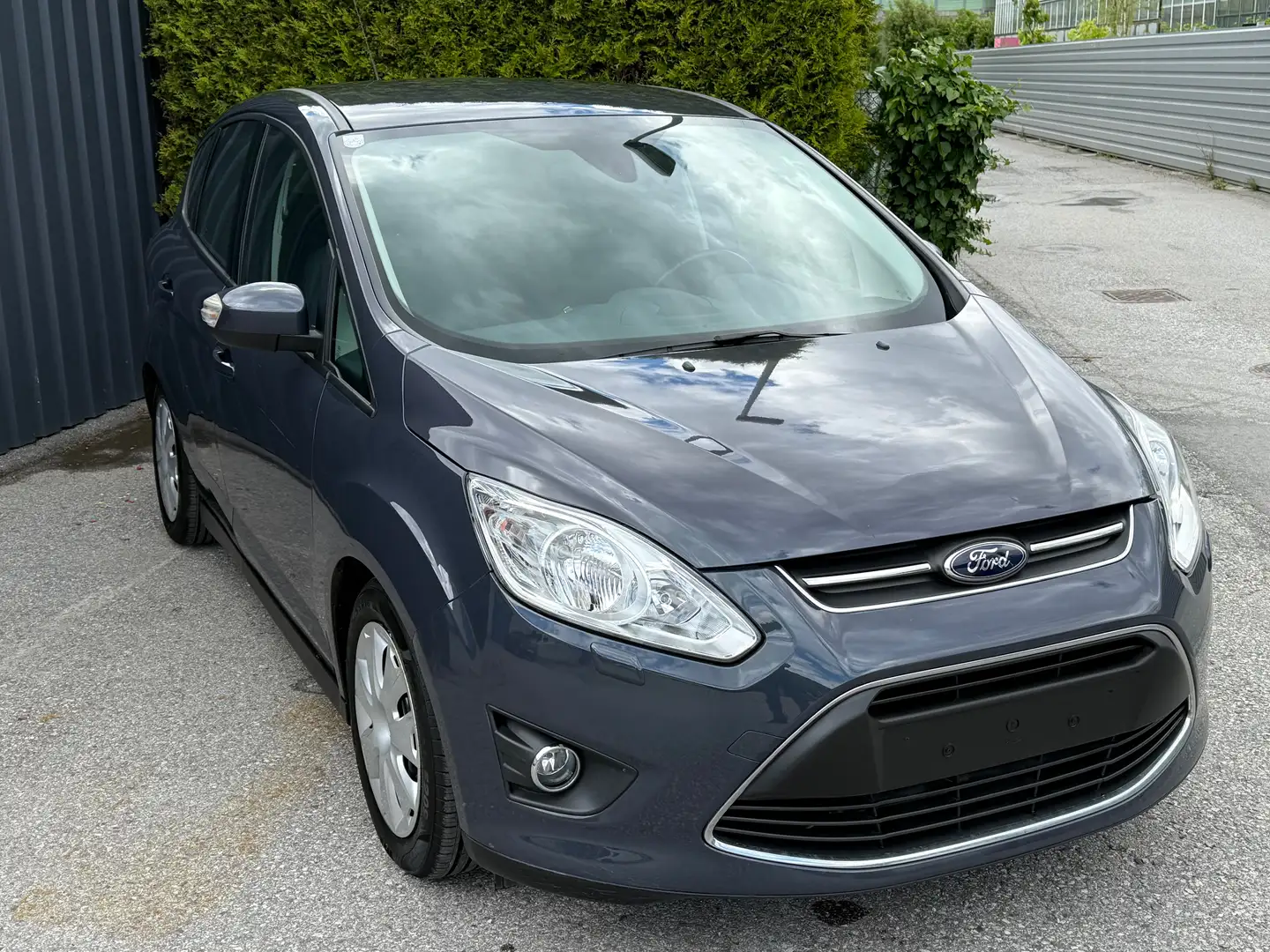 Ford C-Max Trend Gris - 1