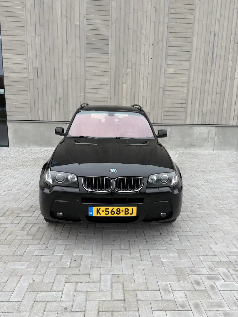 BMW 3.0i Executive Чорний - 2