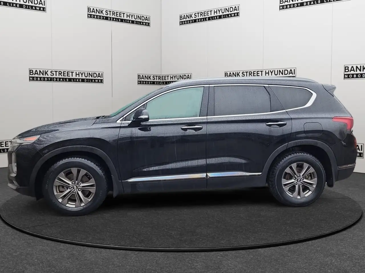 Hyundai SANTA FE снимка Hyundai SANTA FE