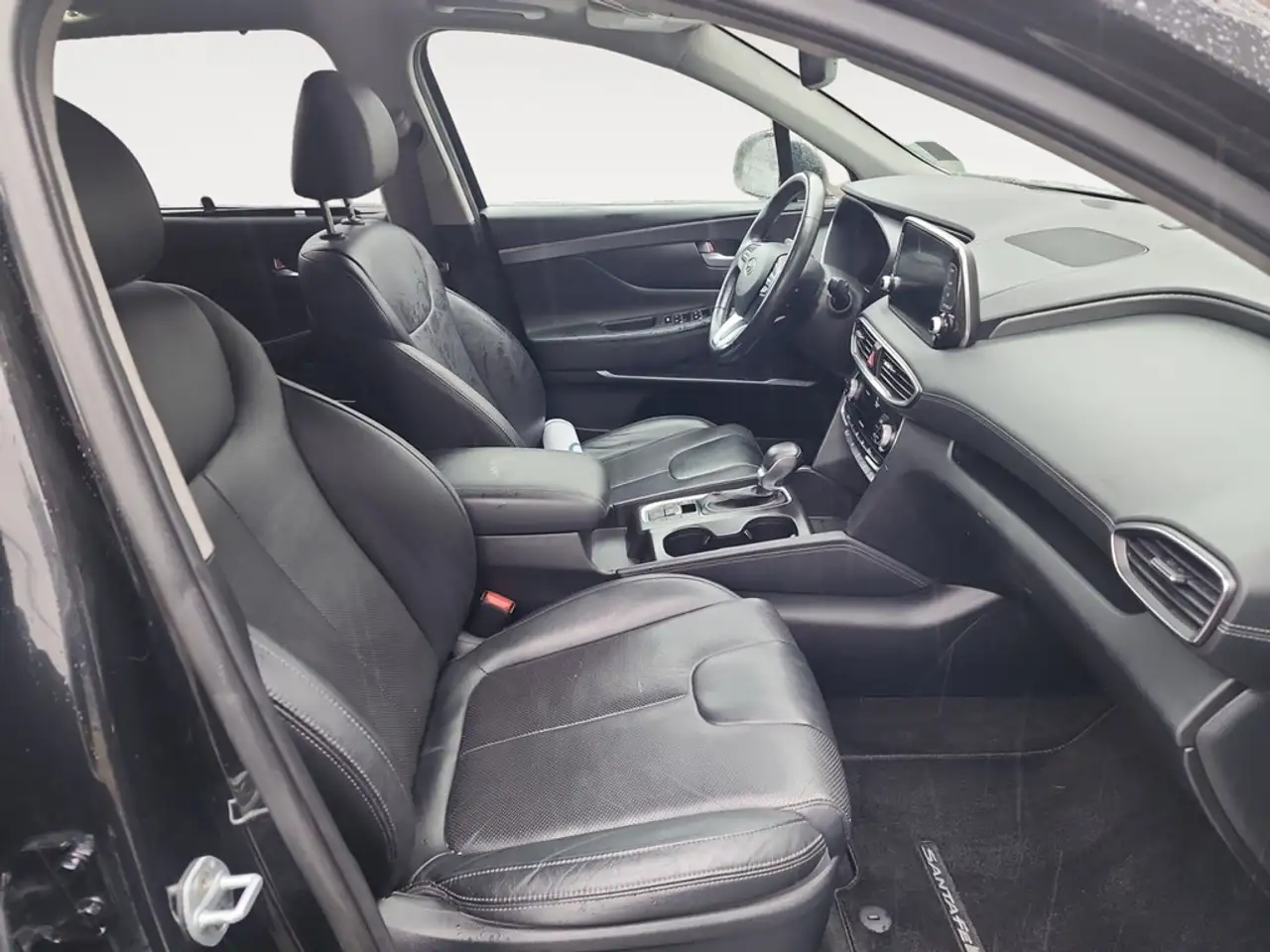Hyundai SANTA FE снимка Hyundai SANTA FE