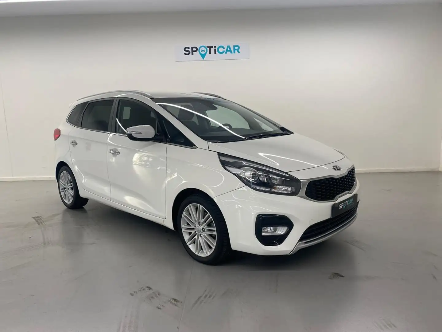 Kia Carens 1.6 GDi Drive 135 Wit - 1