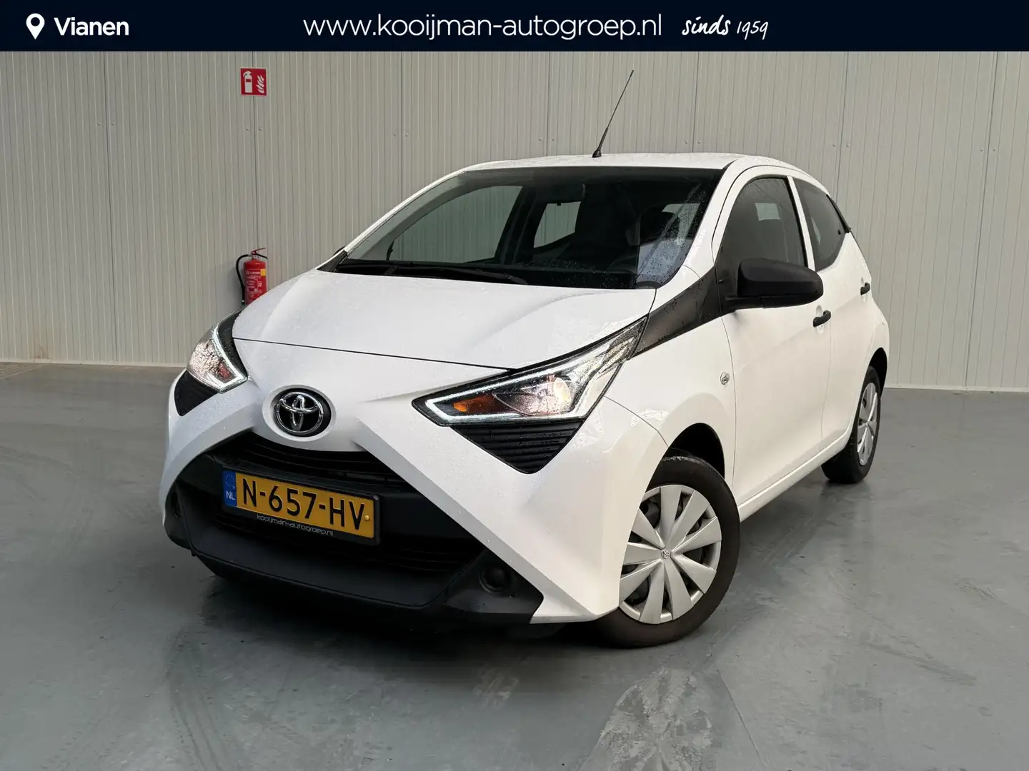 Toyota Aygo 1.0 VVT-i x-fun Blanc - 1