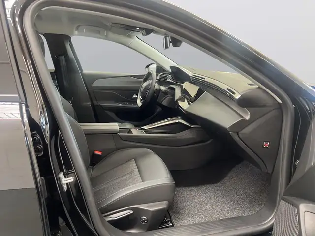 Peugeot 308 view 11