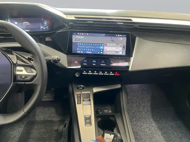 Peugeot 308 view 12