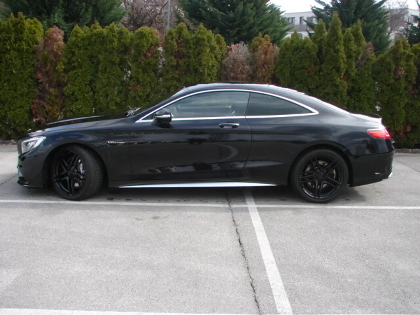 Mercedes-Benz S 63 AMG 4MATIC Coupe Aut. Schwarz - 2