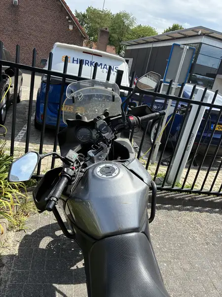 Suzuki V-STROM 650 - foto 4