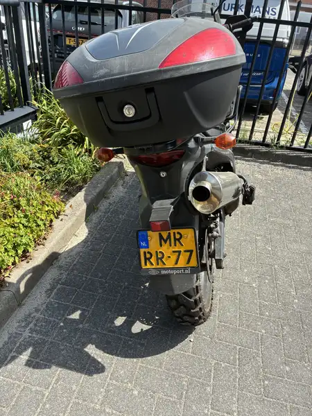 Suzuki V-STROM 650 - foto 2