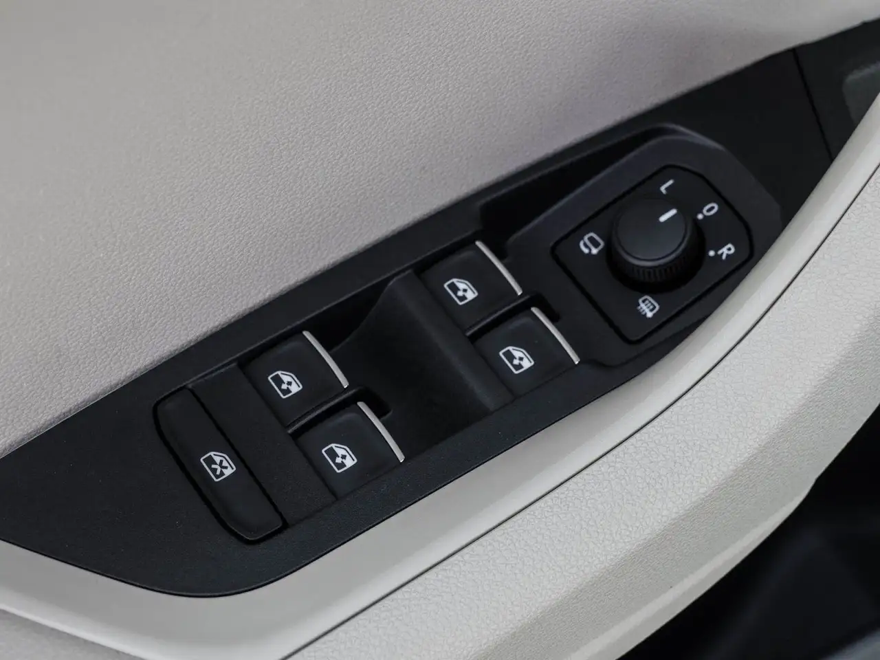 Skoda Karoq 2.0 TDI — photo 13 sur 16