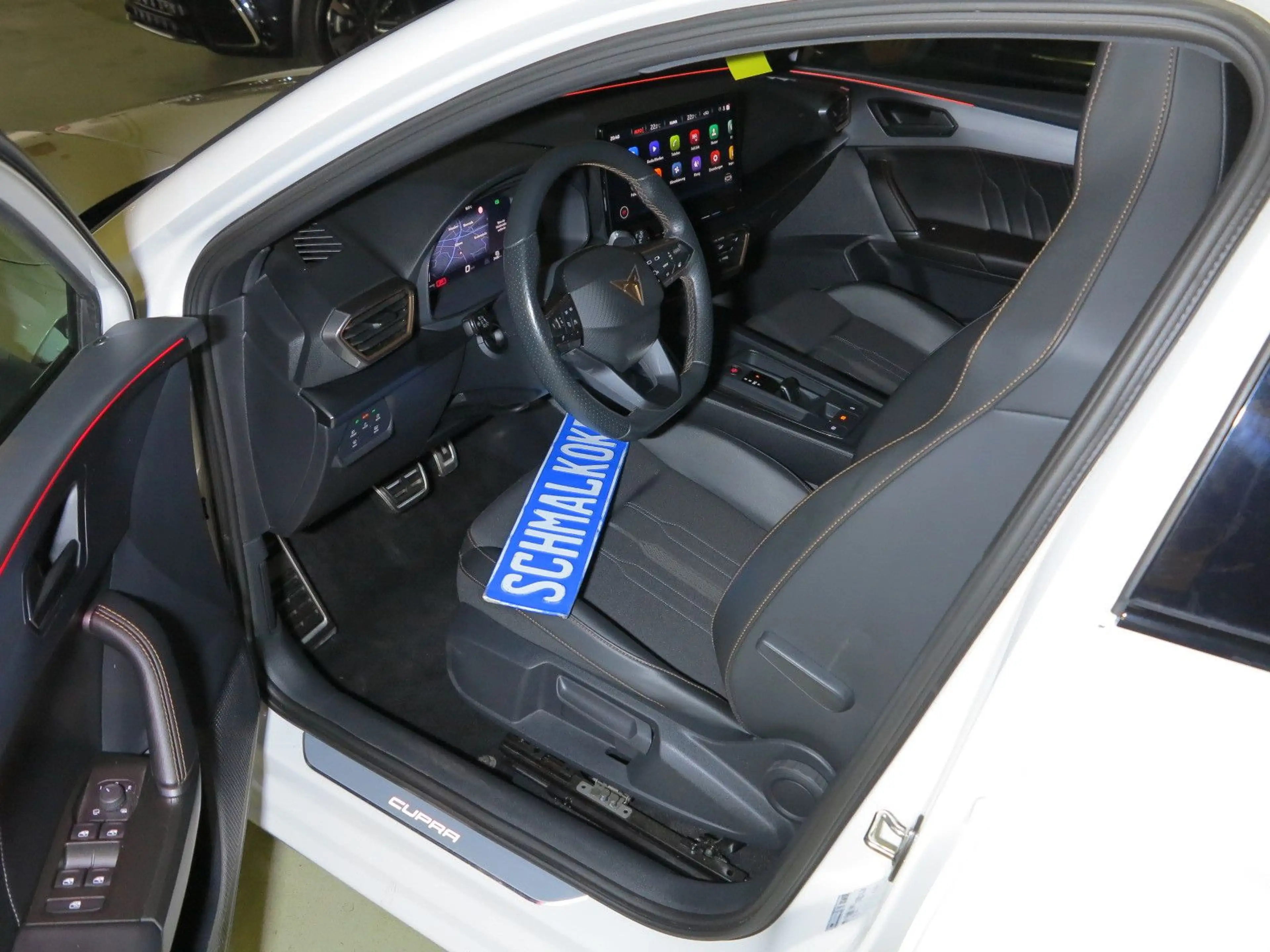 CUPRA Leon Sportstourer 2.0 TSI DSG7 VZ Navi ACC DCC — photo 6