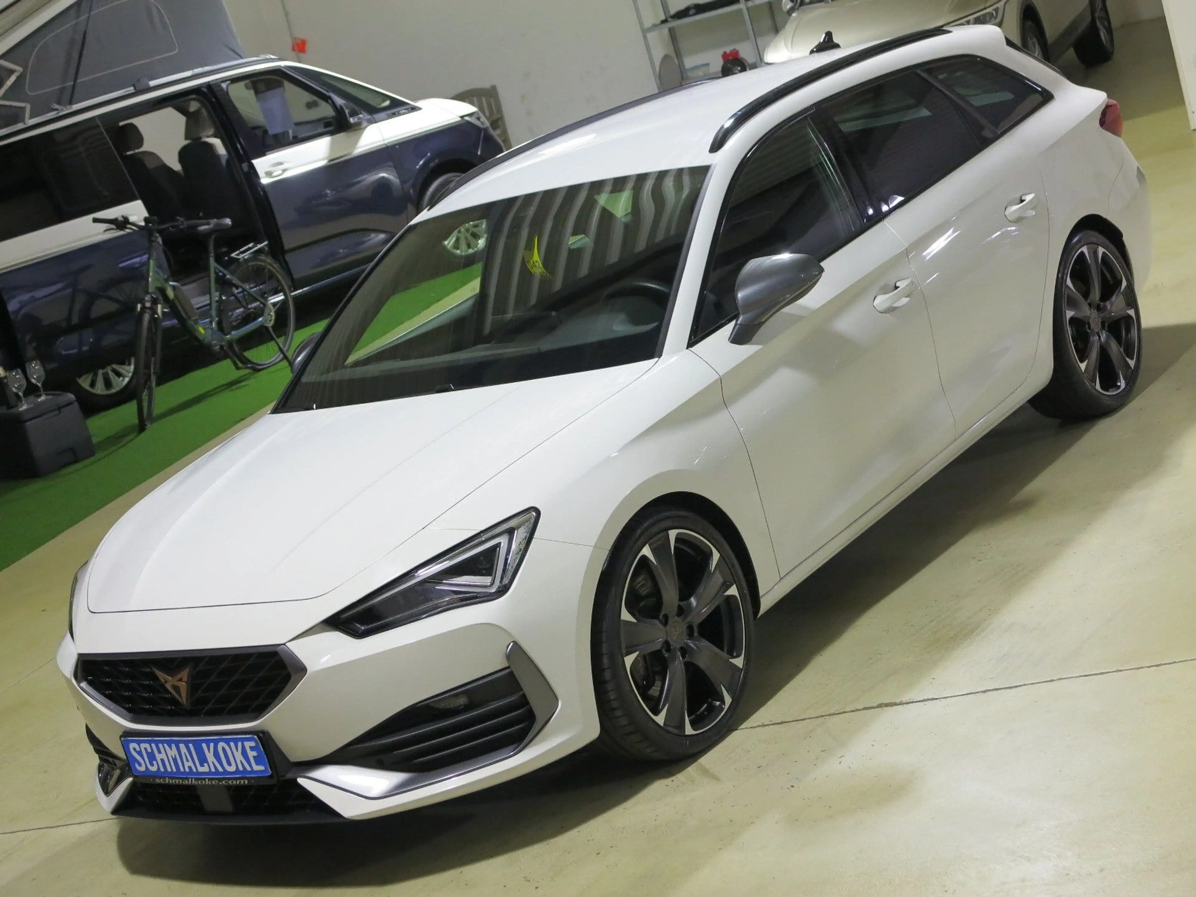CUPRA Leon Sportstourer 2.0 TSI DSG7 VZ Navi ACC DCC — photo 2