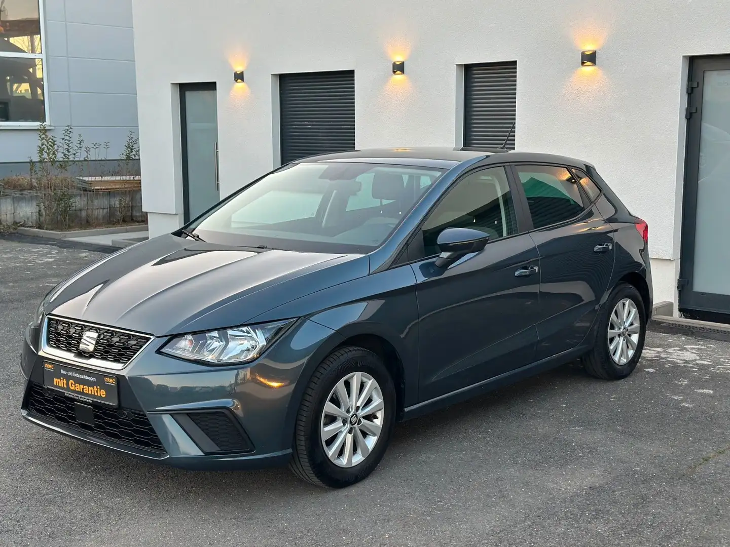 SEAT Ibiza Style 1 HAND/HU NEU/SERVICE NEU/ Grau - 1