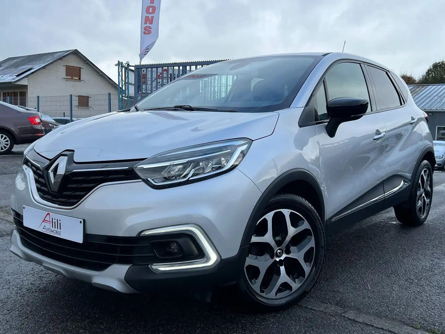 Renault Captur 1.33 TCe*Red-Edition*Boite*Auto*Gps*Led*Garantie* Gris - 2