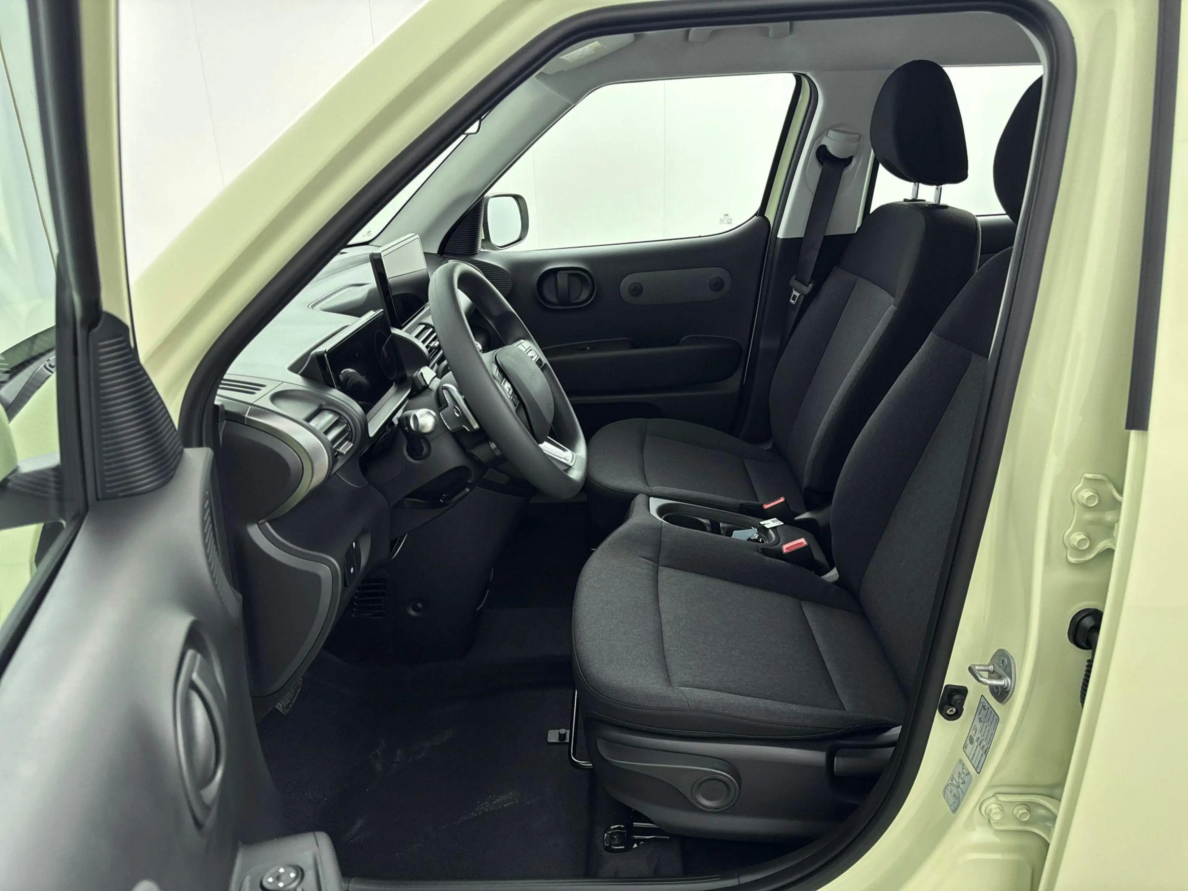 Hyundai Inster E-Motion + Comfort Pack 49 kWh | Stuur - en Stoelv — photo 7