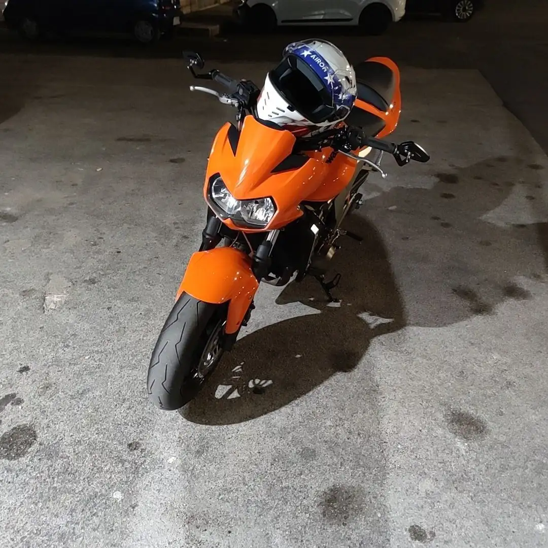 Kawasaki Z 750 Orange - 1