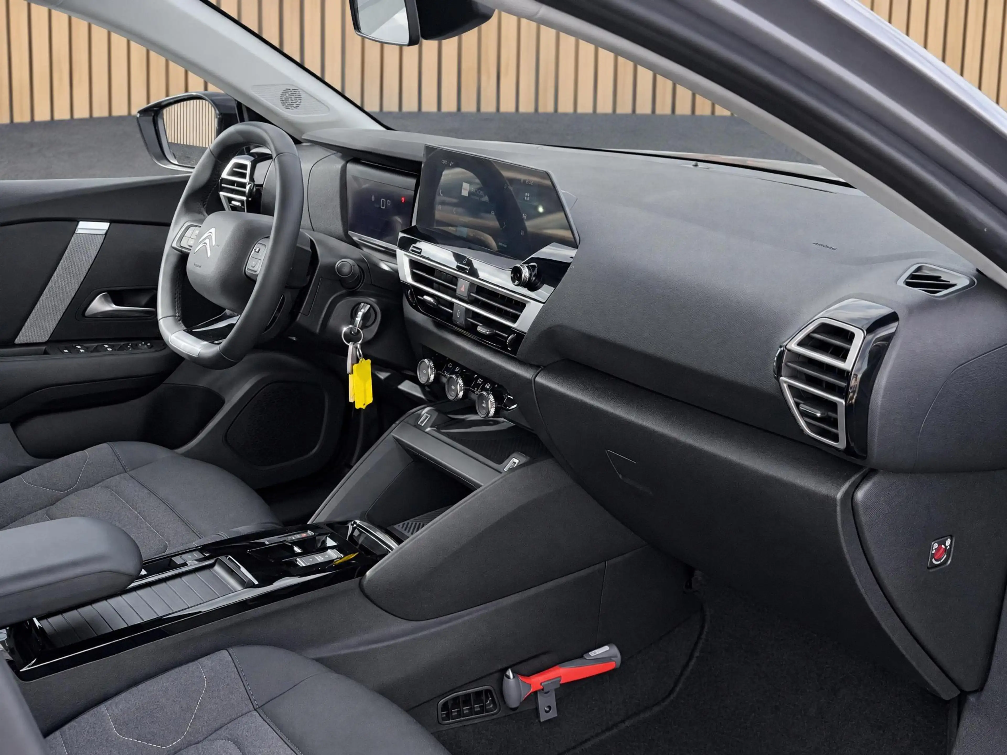 Citroen E-C4 Electric You 50 kWh | SOH 96.4%/Camera/Climate — photo 13