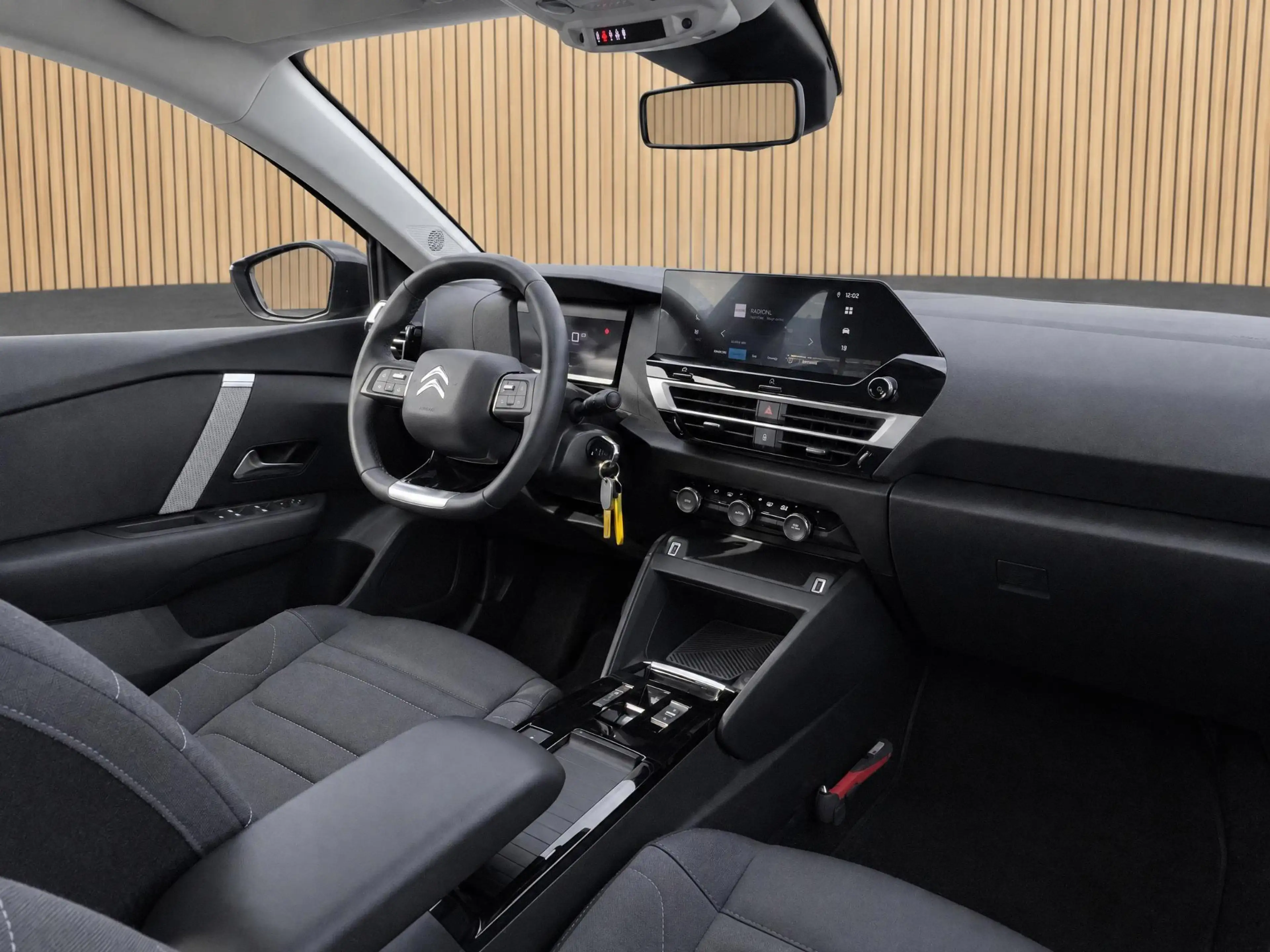Citroen E-C4 Electric You 50 kWh | SOH 96.4%/Camera/Climate — photo 3
