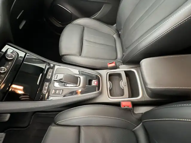 Opel Grandland X view 11
