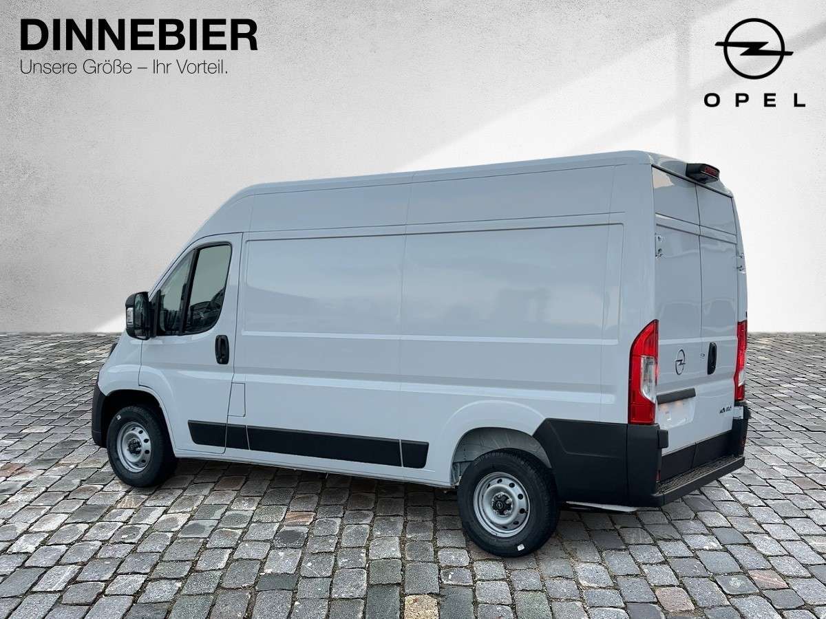 Opel Movano