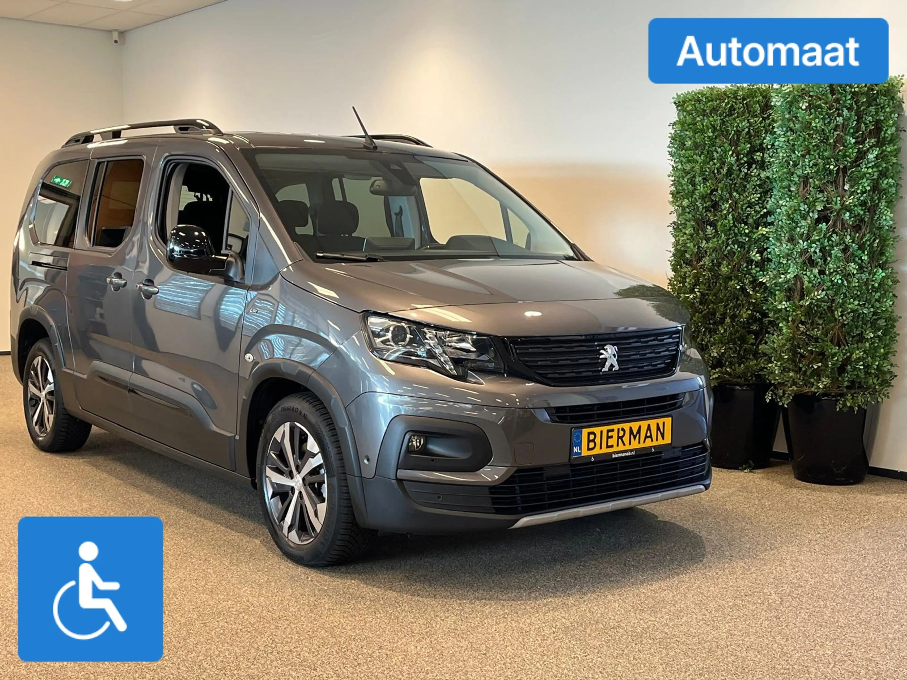 Peugeot Rifter L2 Rolstoelauto Automaat + Draaistoel Turny Evo