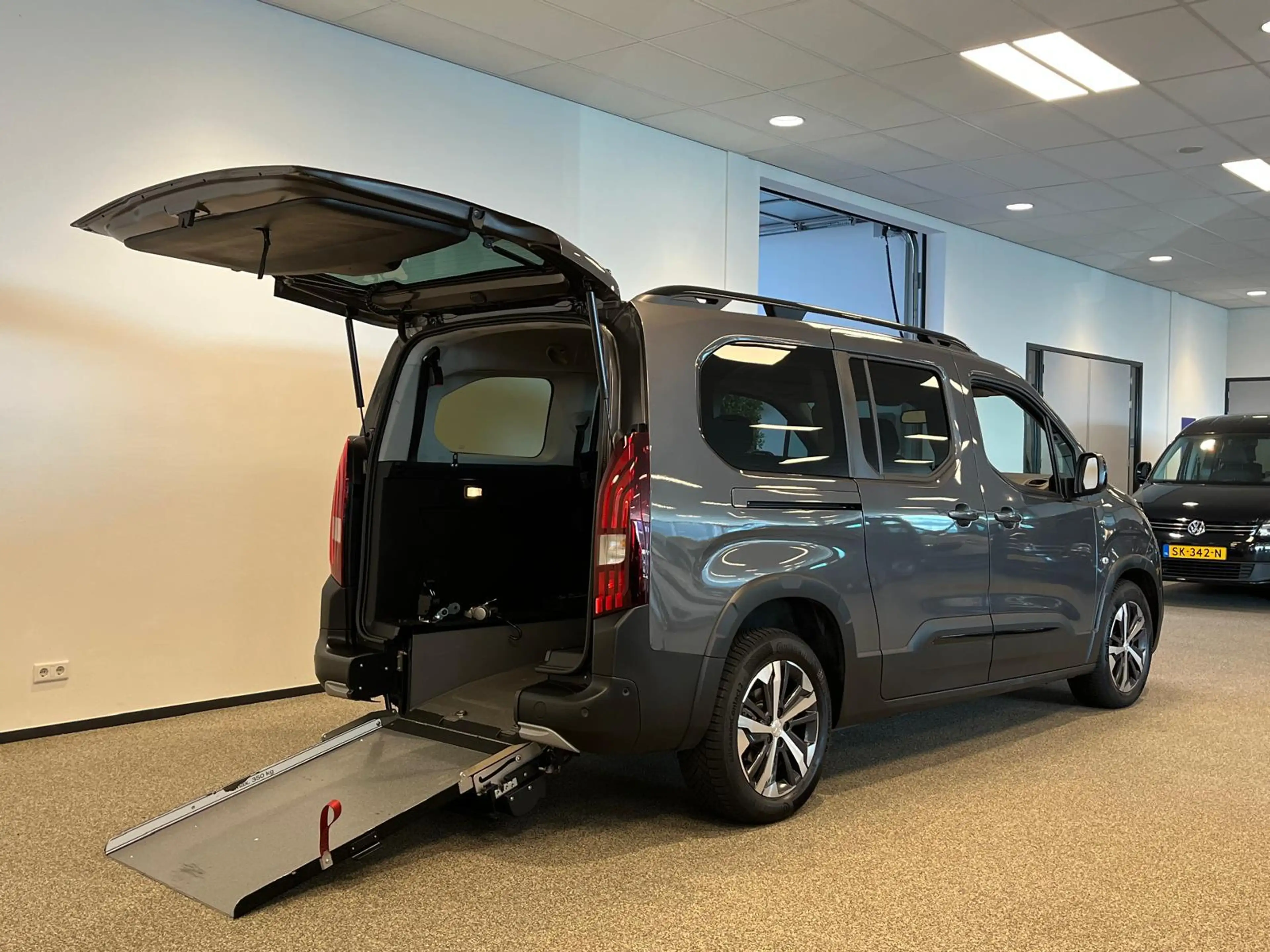Peugeot Rifter L2 Rolstoelauto Automaat + Draaistoel Turny Evo — photo 10