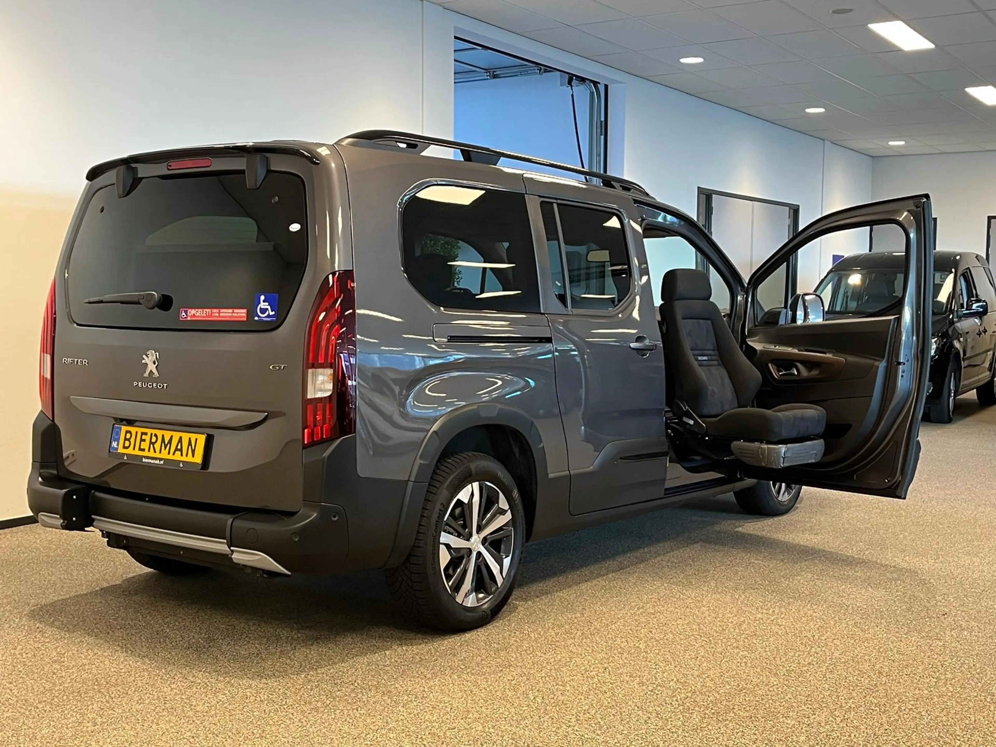 Peugeot Rifter L2 Rolstoelauto Automaat + Draaistoel Turny Evo — photo 15