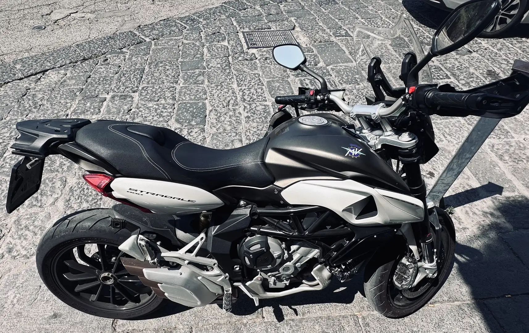 MV Agusta Stradale 800 rr - 1
