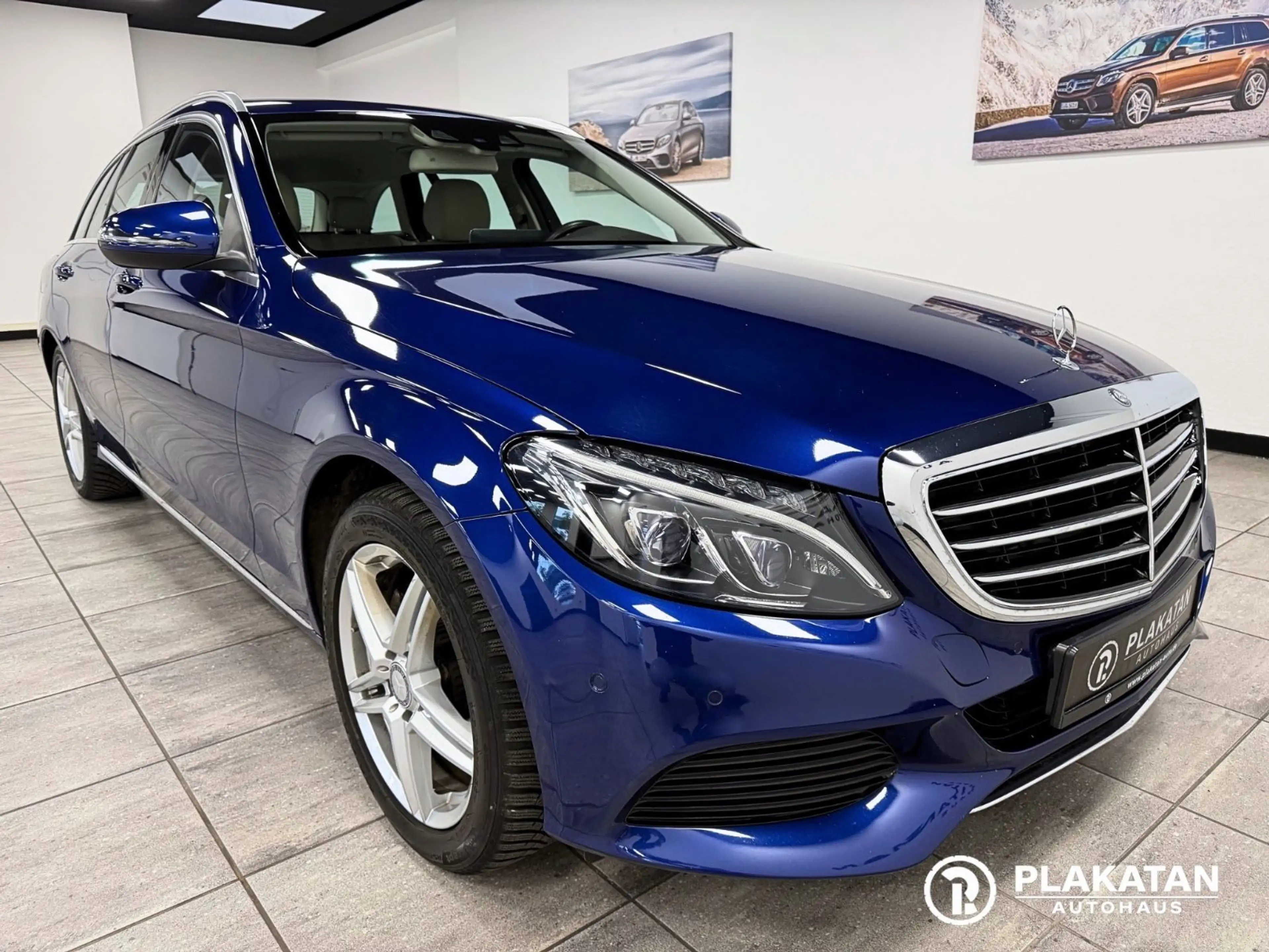 Mercedes-Benz C 200 d Kamera Airmatic Head-Up Leder MB-Service — photo 3