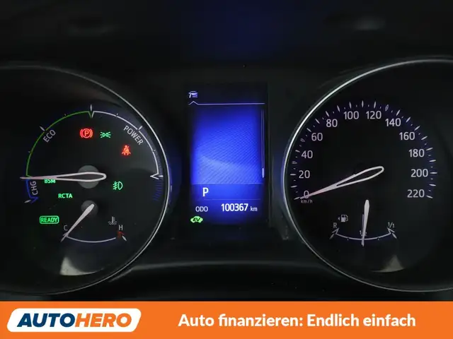 Toyota C-HR view 19