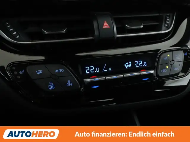 Toyota C-HR view 21