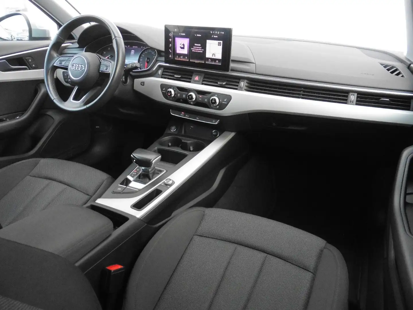 Audi A4 35 TDI S tronic LED Navi AHK 1-Hand GRA 17" Argento - 2