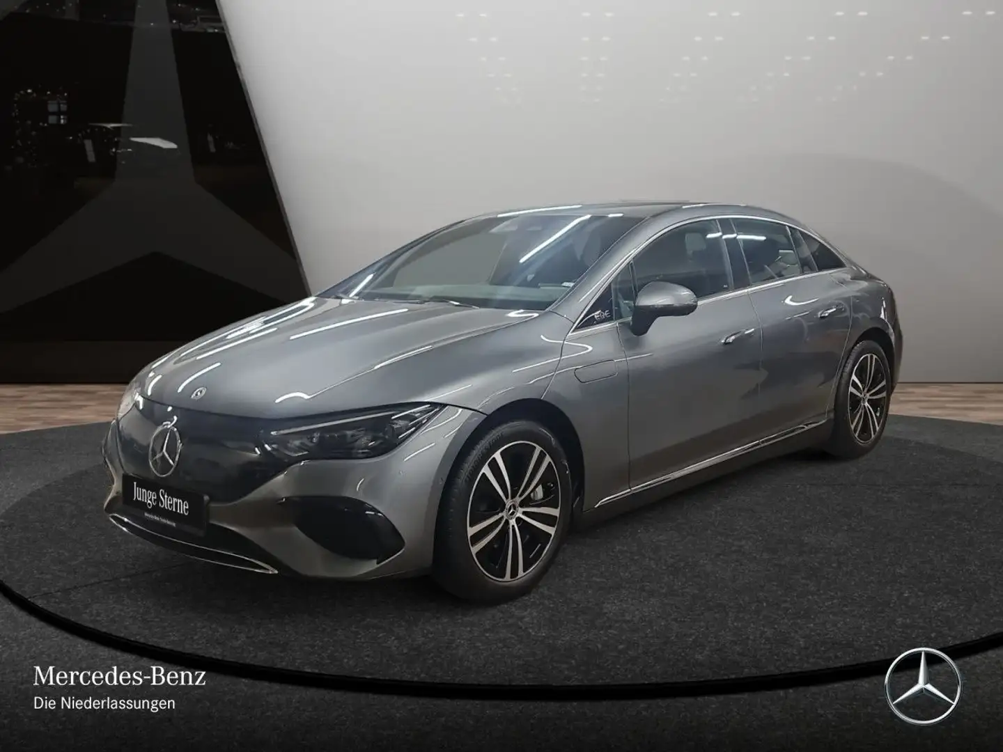 Mercedes-Benz EQE 300 Avantgarde Fahrass Burmester Distr+ AHK Grau - 2