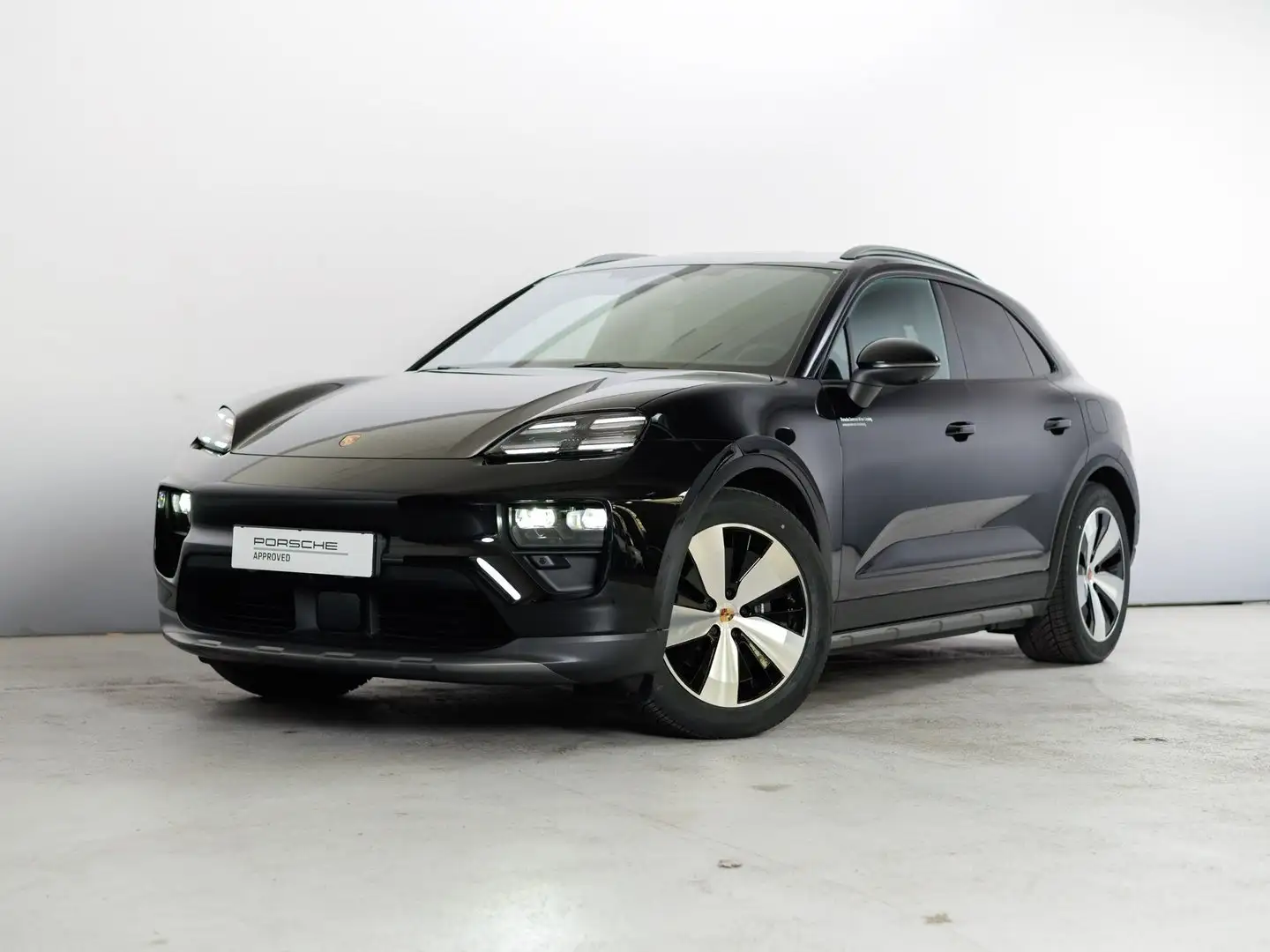 Porsche Macan Schwarz - 1