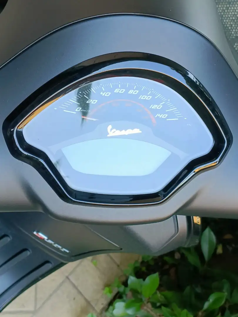 Vespa GTS Super Sport 300 super sport gts 300 Black - 2