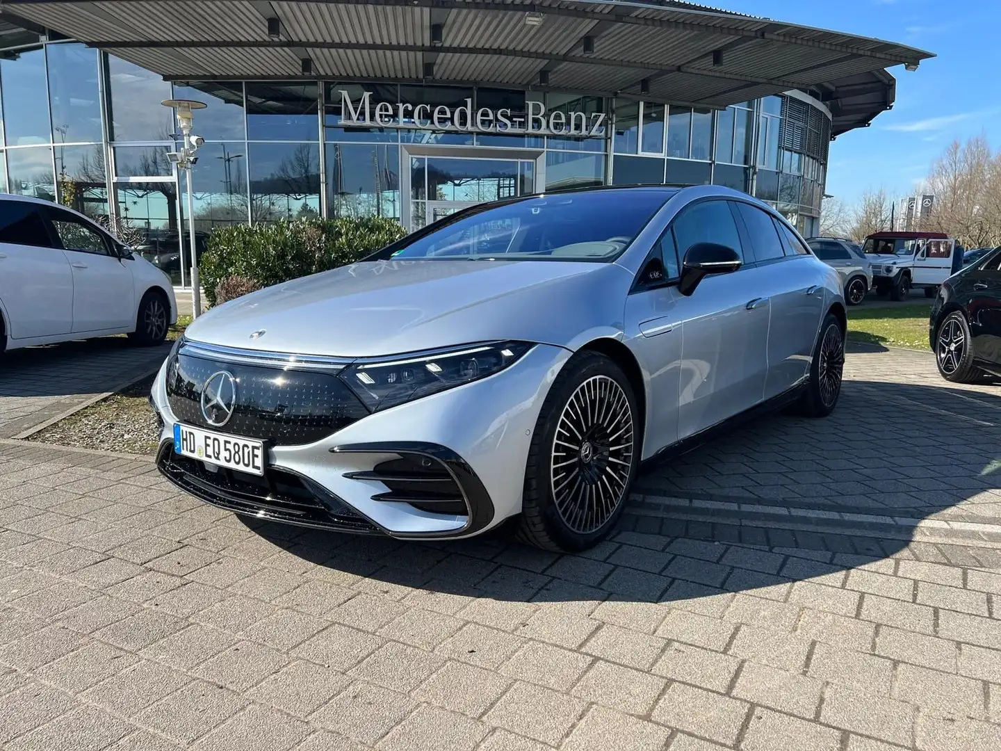 Mercedes-Benz EQS 580 4M AMG Premium+ HYPER Massage HAL Carbon Silber - 2