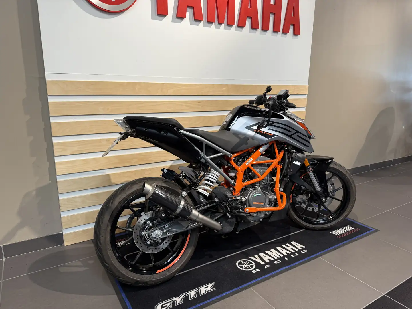 KTM 125 Duke - 2