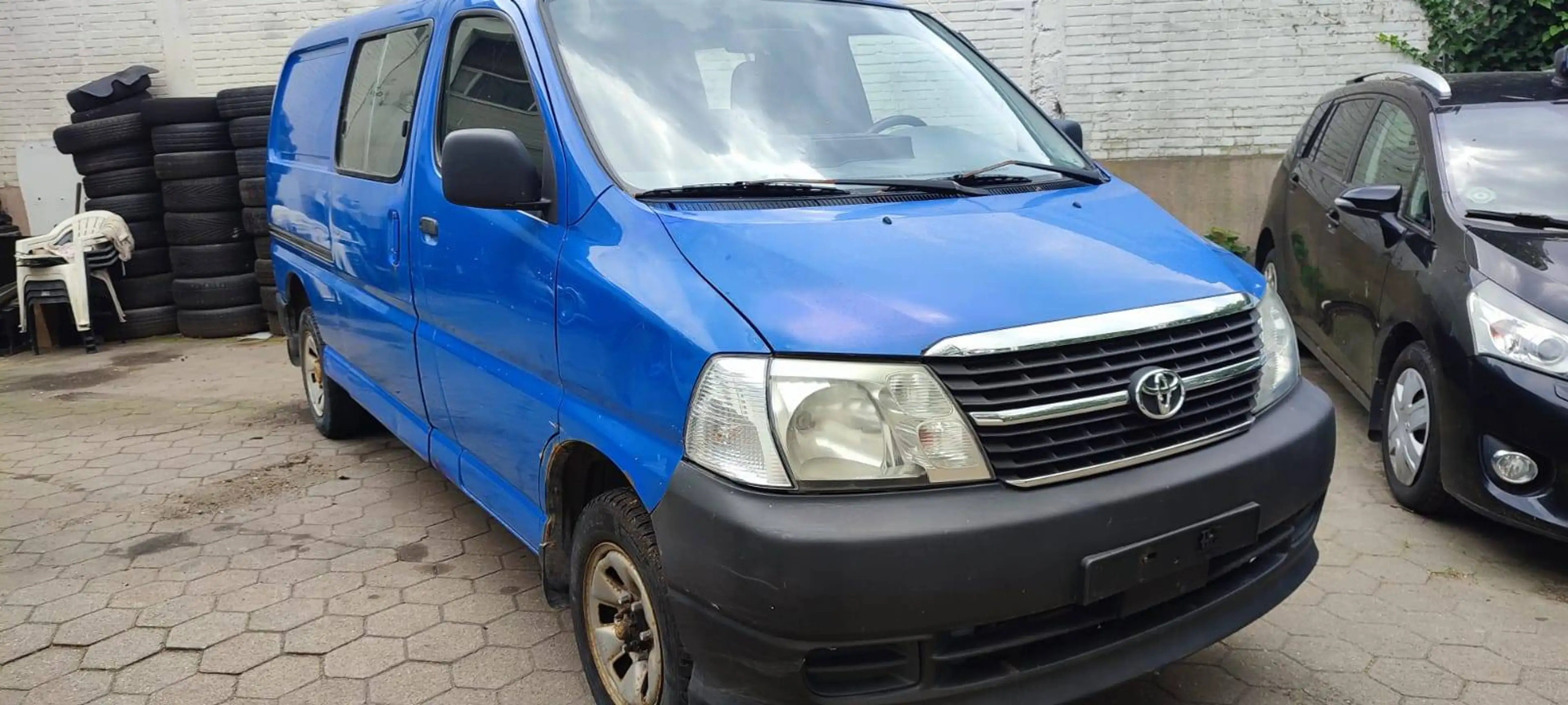 Toyota Hiace