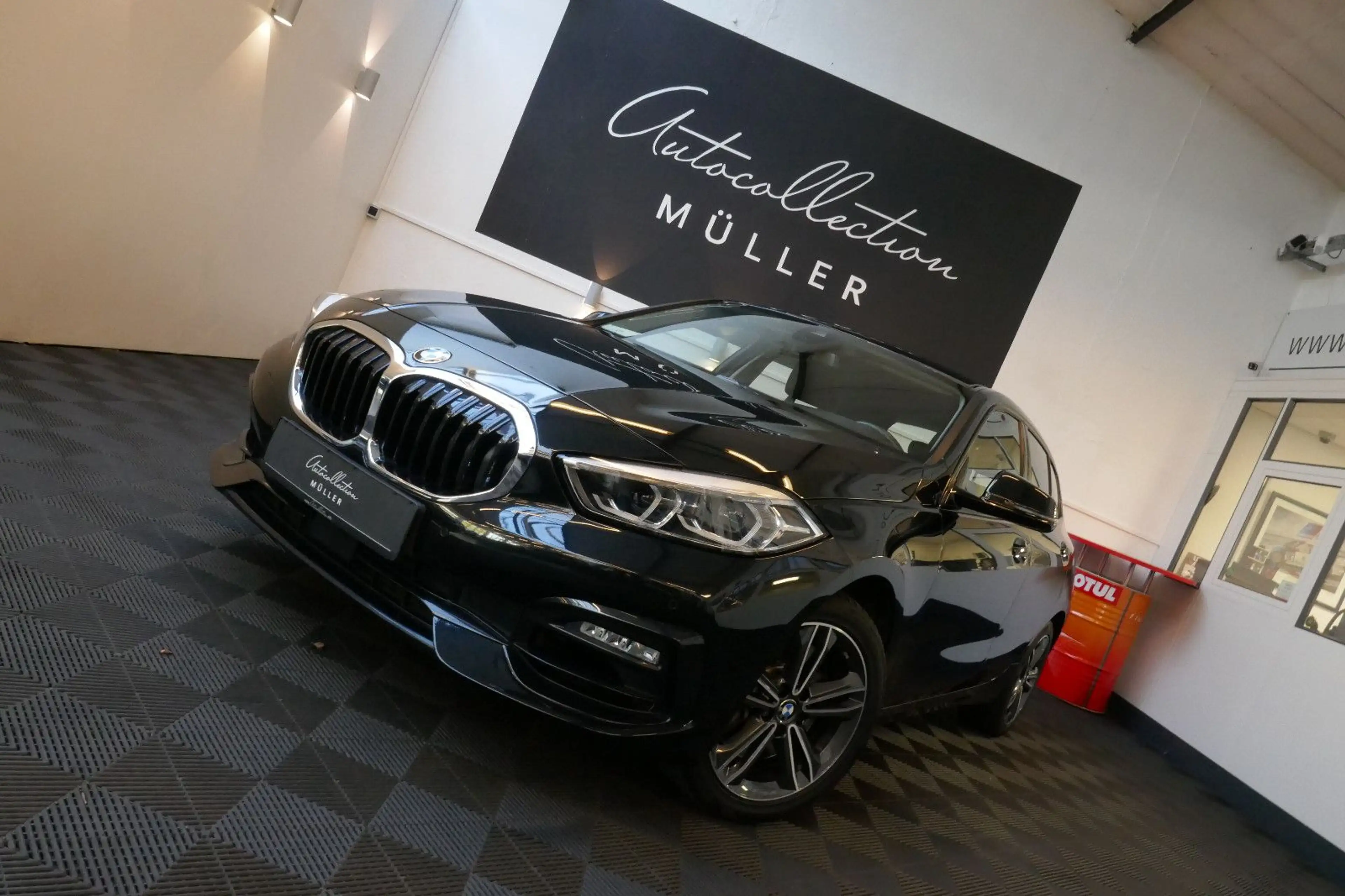 BMW 120 i Sport Line *VIRTUAL*HEADUP*AUTOMATIK*TOP*