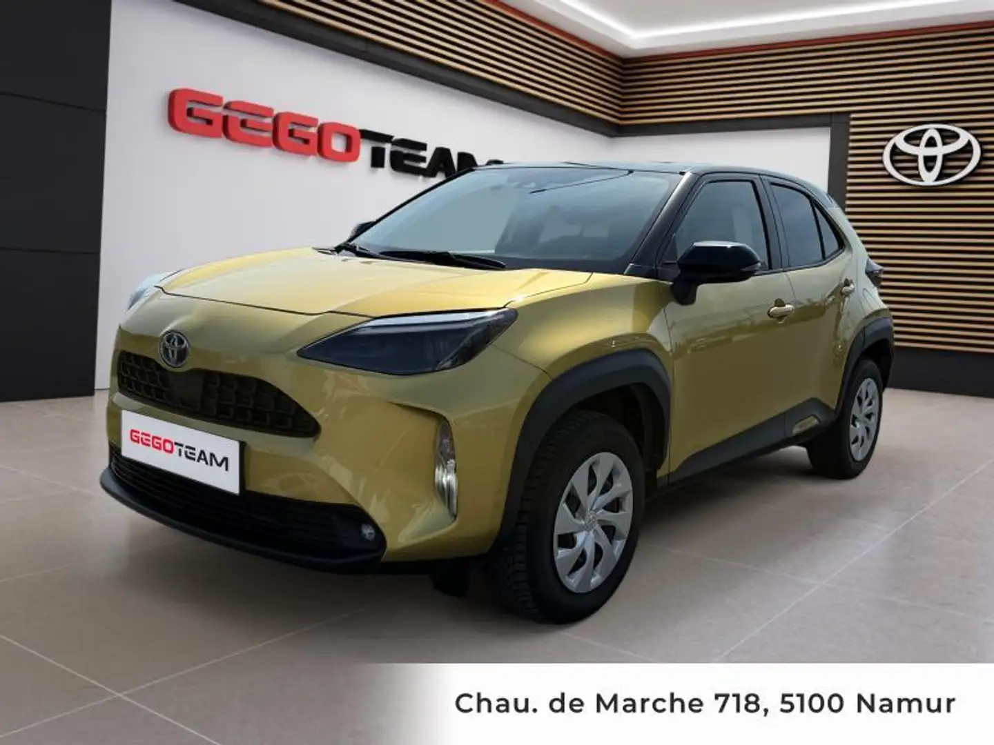 Toyota Yaris Cross Dynamic Geel - 1