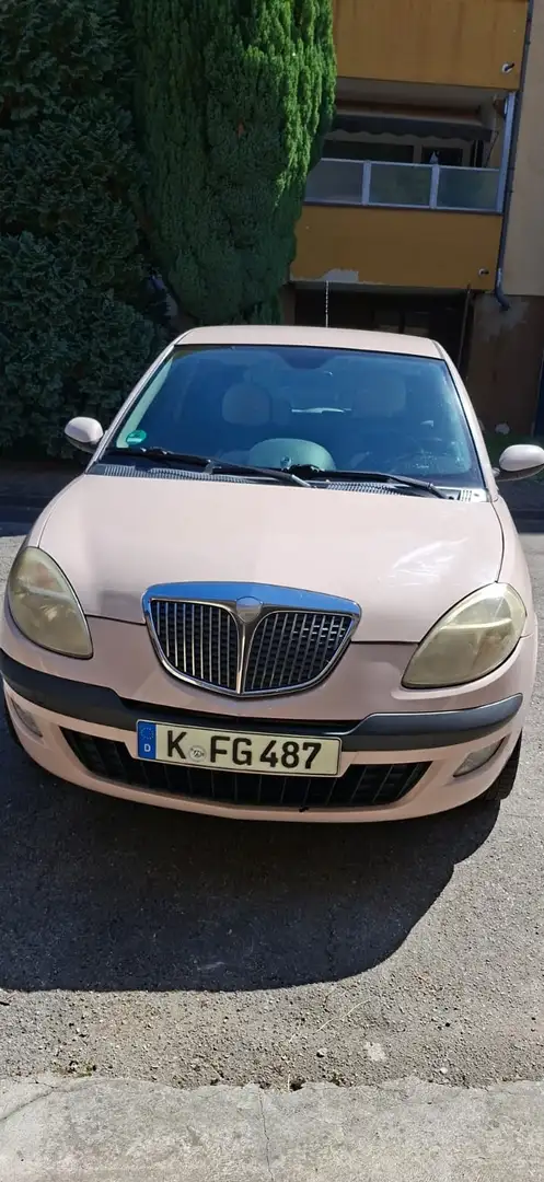 Lancia Ypsilon 1.2 16v - 1