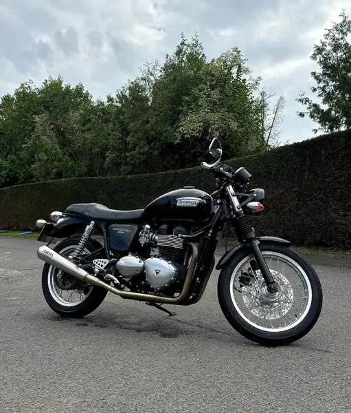 Triumph Thruxton - foto 2