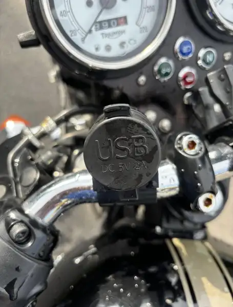 Triumph Thruxton - foto 6