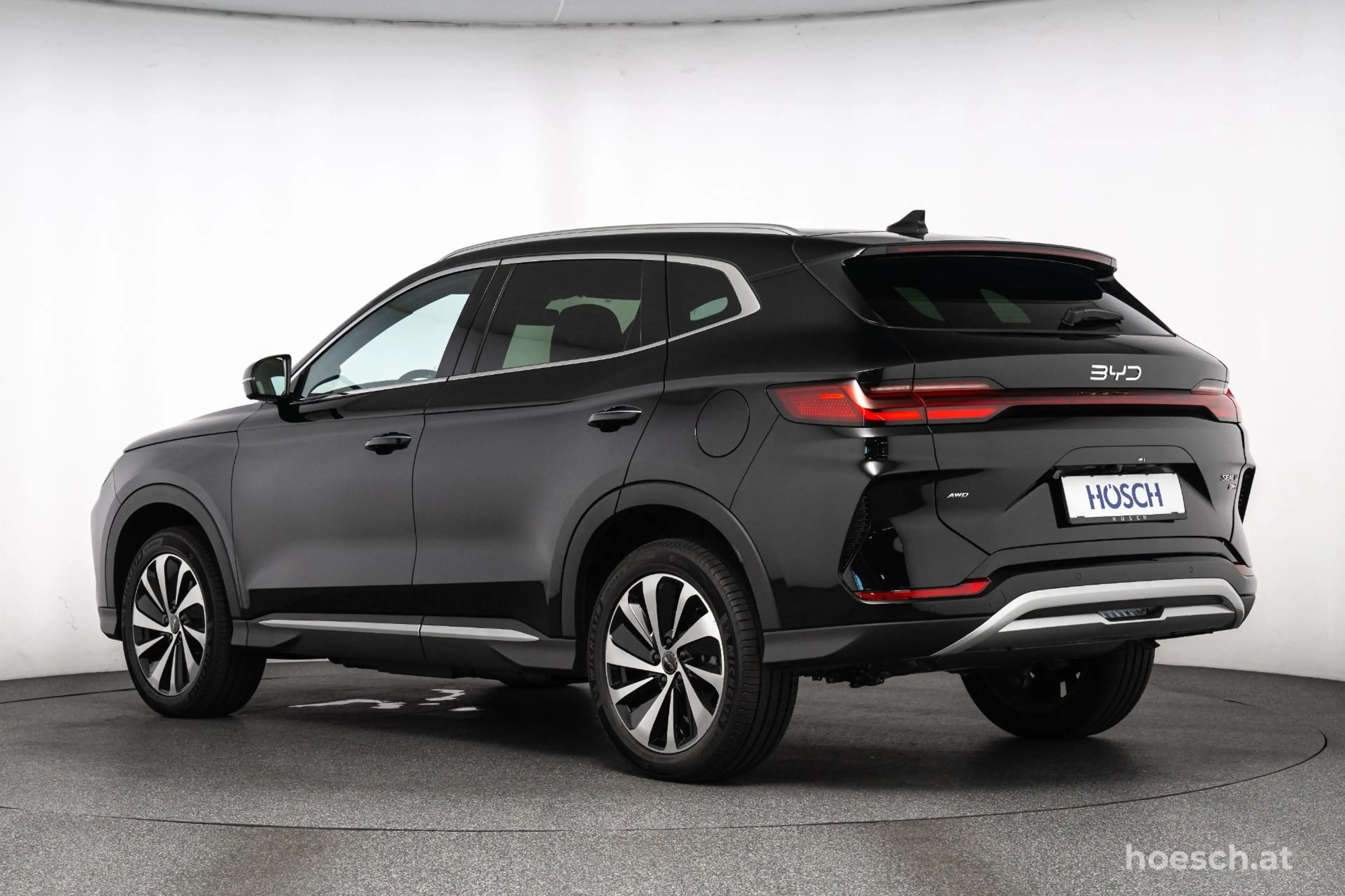 BYD Seal U DM-i DESIGN 4x4 TOP AUSSTATTUNG NEUWAGEN — photo 4