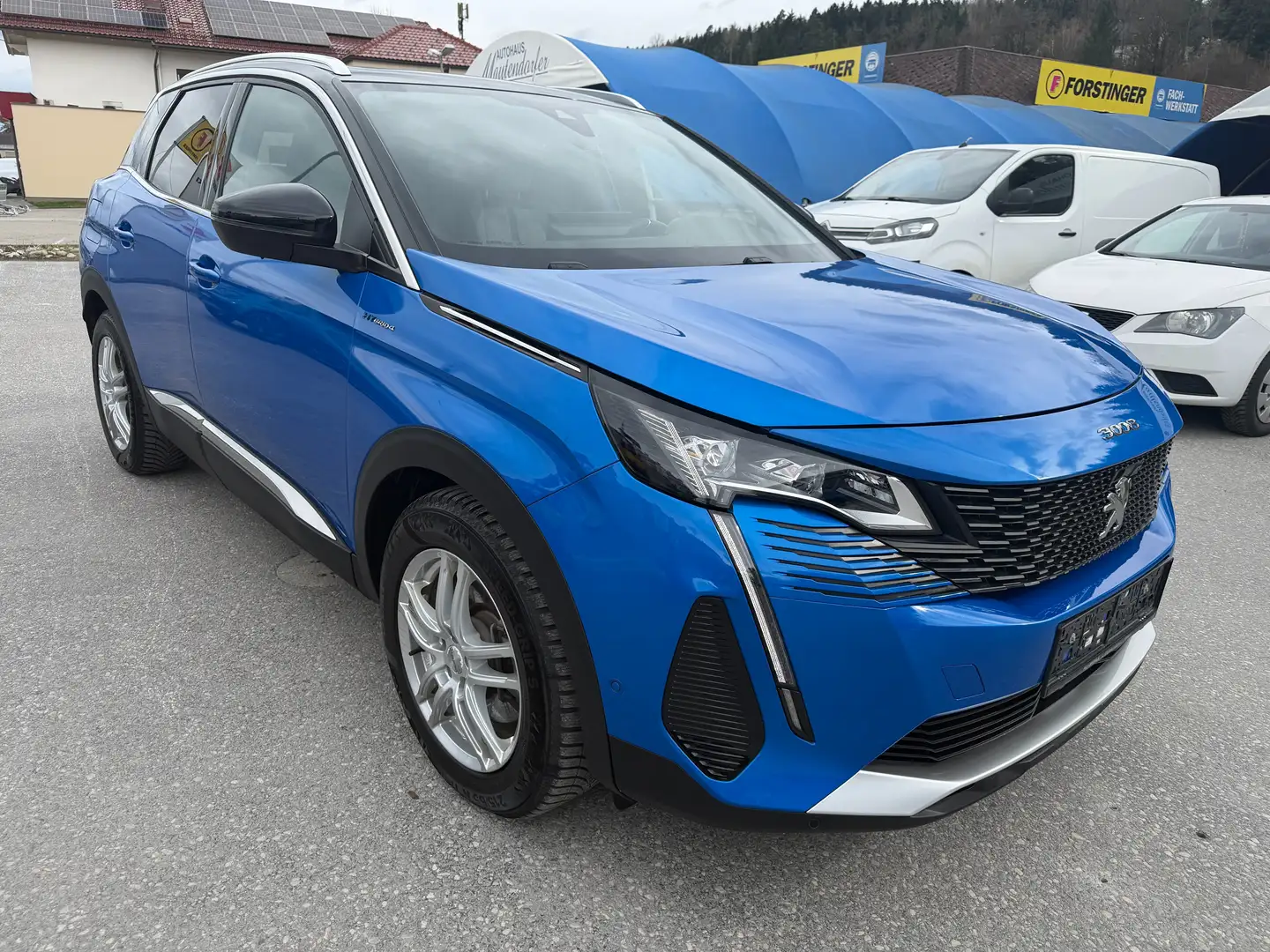 Peugeot 3008 Hybrid4 300 GT Blau - 2