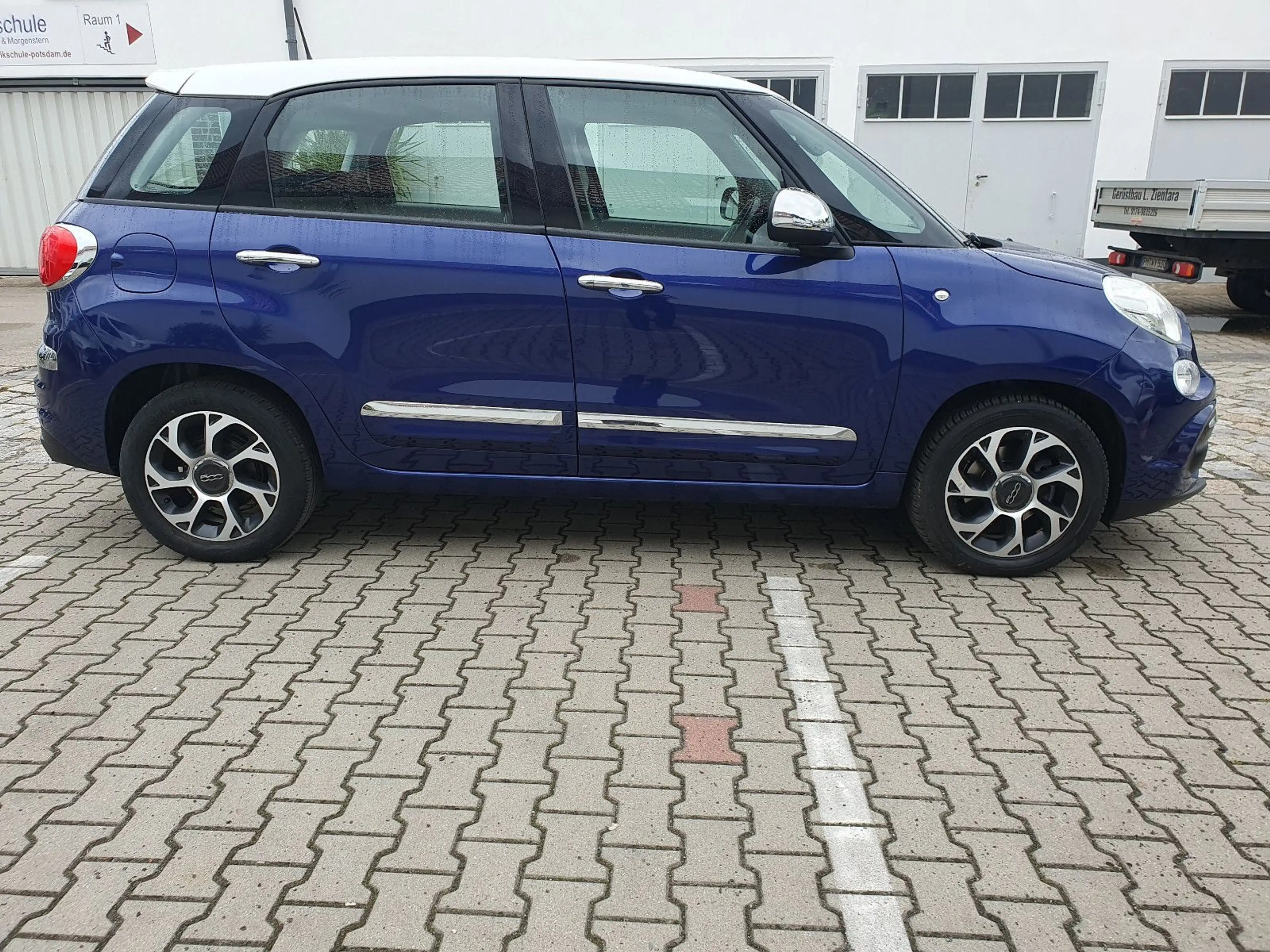 Fiat 500L 1.4 16V S-Design NAVI Allwetter ZR Wapu NEU — photo 6