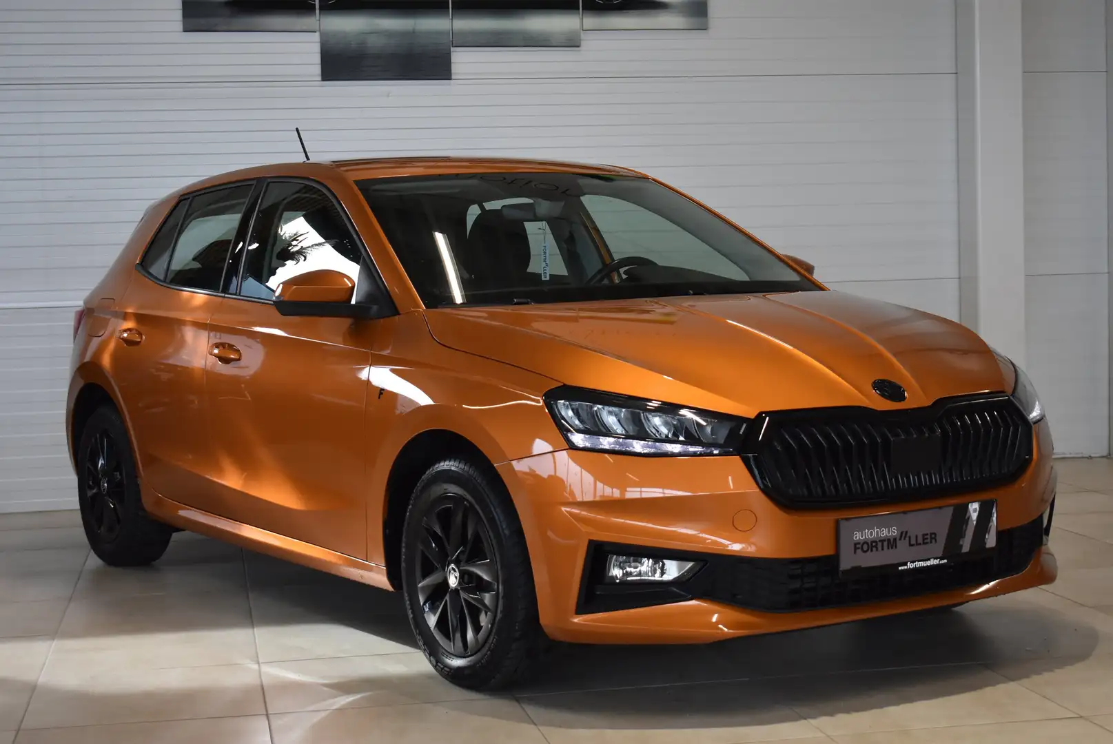 Skoda Fabia 1,0 TSI Ambition DSG Orange - 1