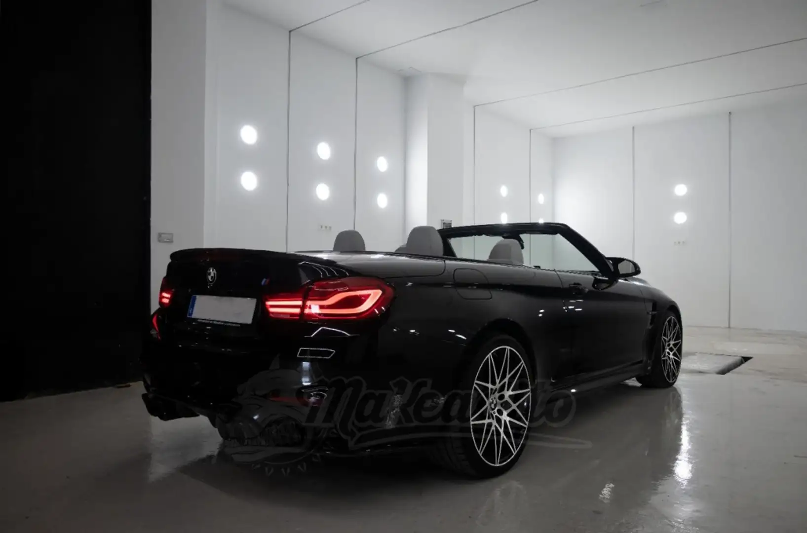 BMW M4 M4A Cabrio Competition Noir - 2