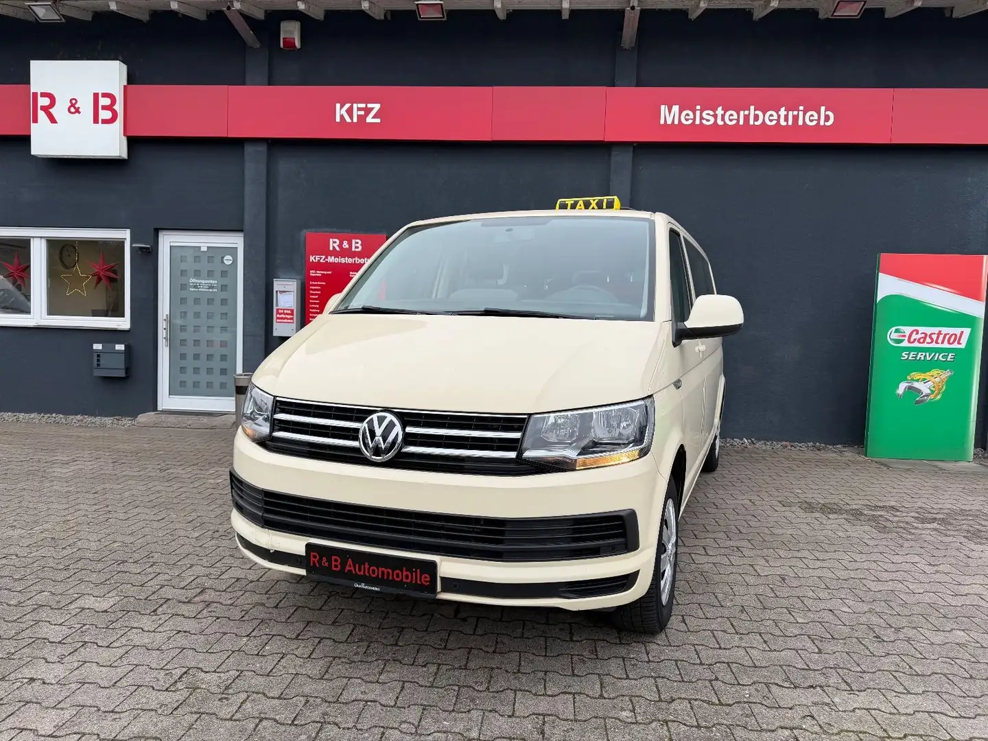 Volkswagen T6 Transporter T6 Transport Bus Caravelle Comfortline lang*Taxi Gelb - 2